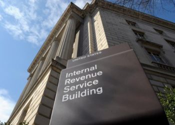 IRS advierte de preparadores de impuestos no certificados