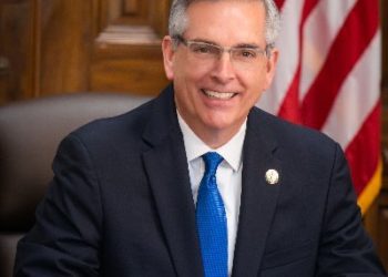 La llamada de Trump al secretario de Estado de Georgia que sigue en la lista de escándalos