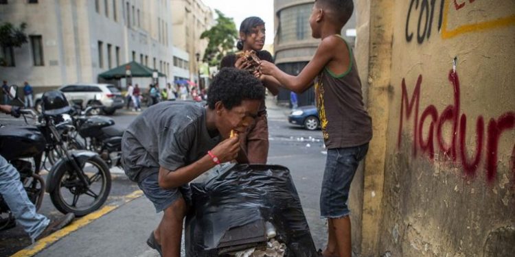Chavismo devuelve al sector privado empresas quebradas