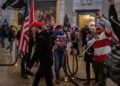 Director de FBI califica asalto al Capitolio como «terrorismo doméstico»