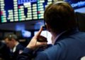 Wall Street cierra en alzas récords