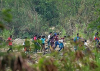 FARC culpa al ejército venezolano de ataques en Apure