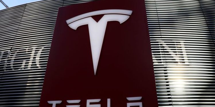 Tecnología sigue impulsando el crecimiento de acciones en Wall Street