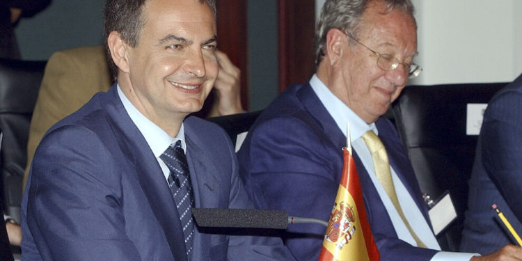 El Mundo: Embajador de Rodríguez Zapatero pagó comisiones a altos funcionarios de Chávez