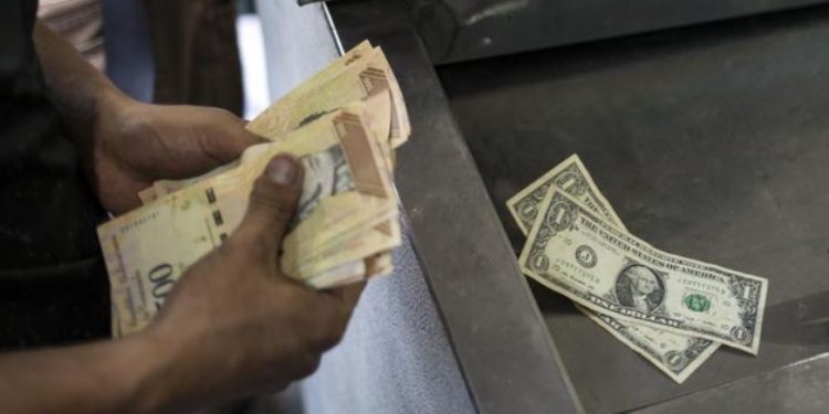 80% del PIB se ha desvanecido durante régimen de Maduro