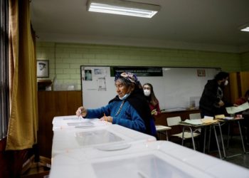 19% de los chilenos votaron en la primera jornada de las elecciones regionales
