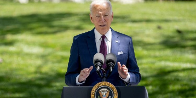 Estados Unidos retira este sábado sus últimos soldados de Afganistán