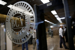 Banco Central de Venezuela opera en el mercado cambiario ¿De dónde salen las divisas?