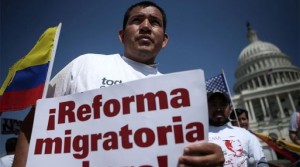 Latinos apoyan plan migratorio de Biden y exigen su aprobación legal