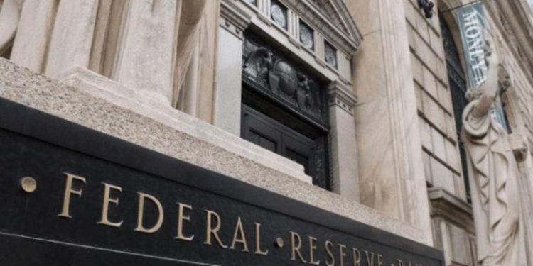 Fed: tasas de interés invariables hasta 2023 pese a la inflación