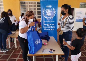 Programa de la ONU inicia distribución de comida en Venezuela