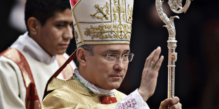 El sacerdote venezolano que se convirtió en el número tres del Vaticano