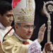 El sacerdote venezolano que se convirtió en el número tres del Vaticano