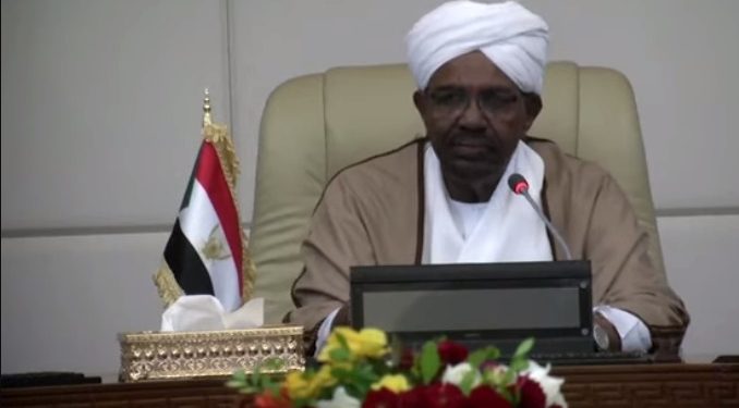 Sudán entrega a Omar al Bashir a la Corte Penal Internacional