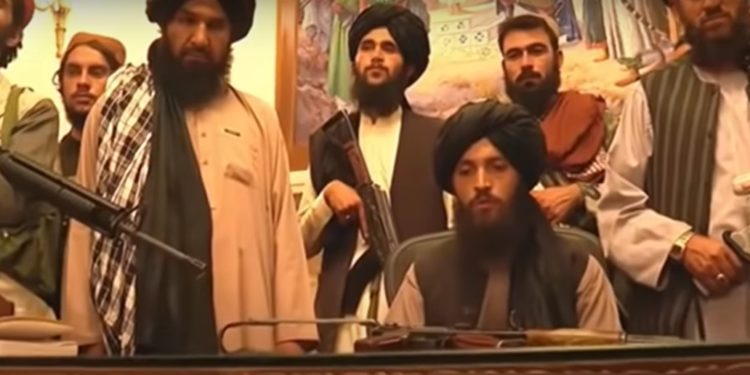 Talibanes retomaron Afganistán: ¿Cómo lo lograron en tiempo récord?