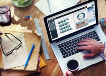 ¿Teletrabajo? Sí, pero con recorte de salario. Varias empresas lo están practicando