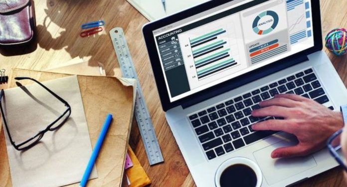 ¿Teletrabajo? Sí, pero con recorte de salario. Varias empresas lo están practicando