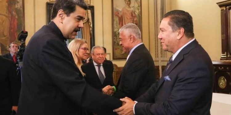 La estrategia de Maduro para dividir a la oposición venezolana