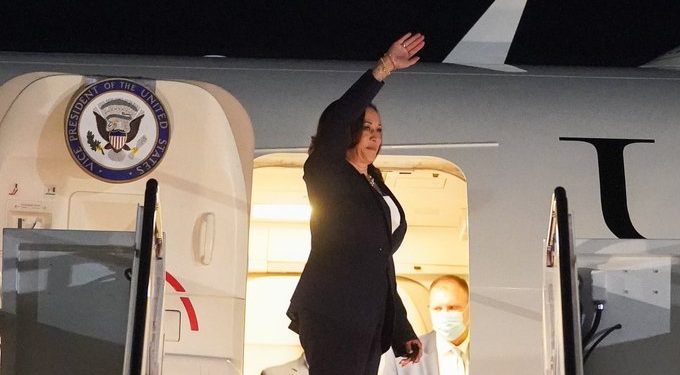 Posible «Síndrome de La Habana» retrasó la gira de Harris