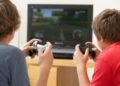 China aprieta tuercas y amplía regulaciones para video juegos