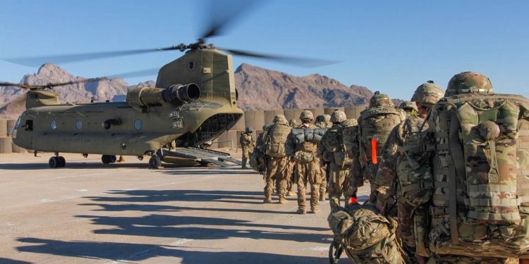 Para el jefe del Pentágono, EEUU fue tomado por sorpresa por el colapso del ejército afgano