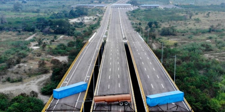 ¡Detalles! Apertura comercial de la frontera Venezuela-Colombia