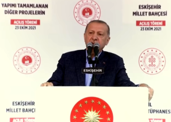 Erdogan ordena la expulsión de 10 embajadores