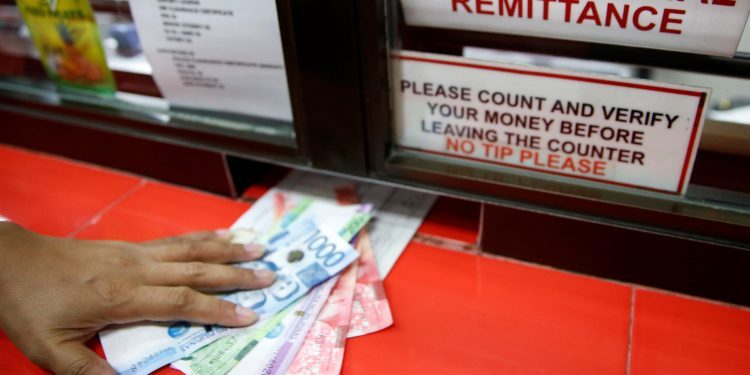 Economías de Centroamérica sobreviven por remesas desde EEUU