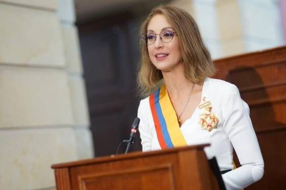 ¿Quiere ser político? Plagie una tesis de grado
