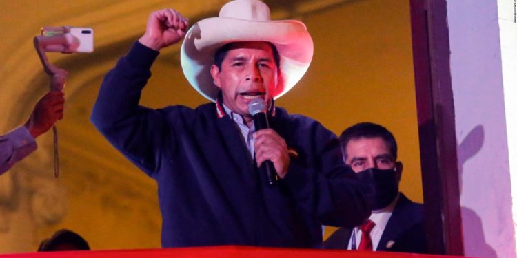 Presidente Pedro Castillo: “A mí no me sacarán las mafias”
