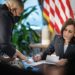 Portavoz de vicepresidenta Harris abandona la Casa Blanca