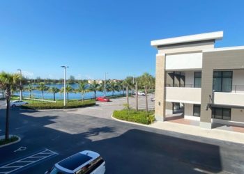 Venden Shoppes at Hidden Lake en $ 27 millones