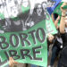 Hoy solo un 20 por ciento de los colombianos aprueba que las mujeres vayan a la cárcel por abortar.