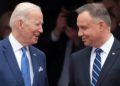 Biden a soldados en Polonia: Luchamos contra la autocracia