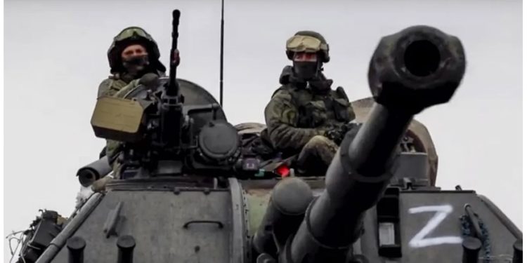 Rusia cambia de estrategia en Ucrania: Se concentrará en «liberar» Donbass