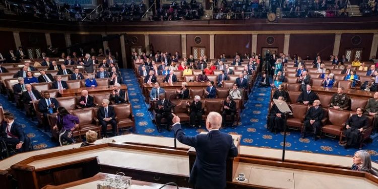 Biden promete controlar la inflación de EEUU es «mi principal prioridad»