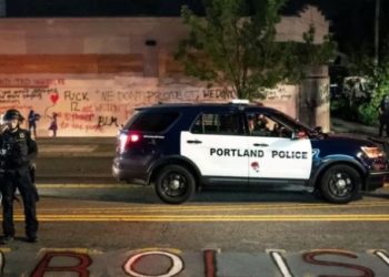 En Portland, una de las ciudades más progresistas de EEUU, retiraron fondos a la policía