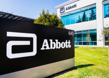 EEUU: Ante escasez de leche en polvo para bebés Laboratorios Abbott reactiva fábrica