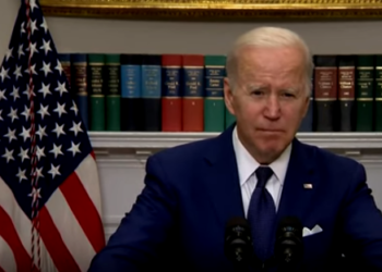 Biden consternado: “¿Cuándo en nombre de Dios resistiremos a los cabilderos de la industria de las armas?”