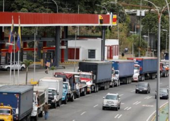 Régimen venezolano ordena cobrar el diesel en dólares cuando haya bajo suministro