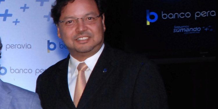 Ex dueño del banco Peravia testificará contra enfermera de Chávez