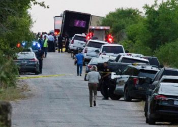 46 migrantes muertos en remolque abandonado en San Antonio