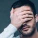 Investigadores hallan paralelismos entre el Alzheimer y la niebla mental post COVID
