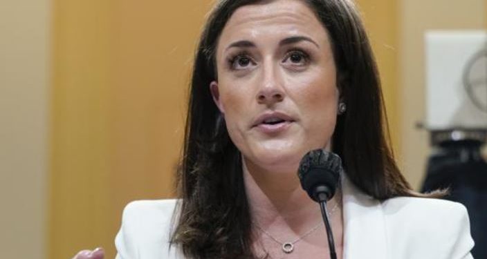 Hutchinson también declaró que Trump sabía que muchos de los asaltantes del Congreso estaban armados