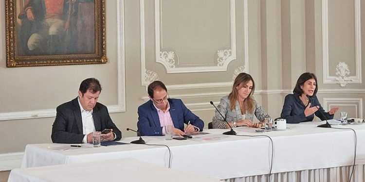 Un comité de empalme velará por que el plan de transición presidencial se cumpla, desde tres ejes: transparencia, continuidad e información.