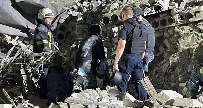 Al menos 15 muertos y 30 heridos en otra matanza rusa en Dombás