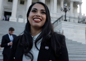 Por Texas: Una mexicana anti Biden debuta en el Congreso