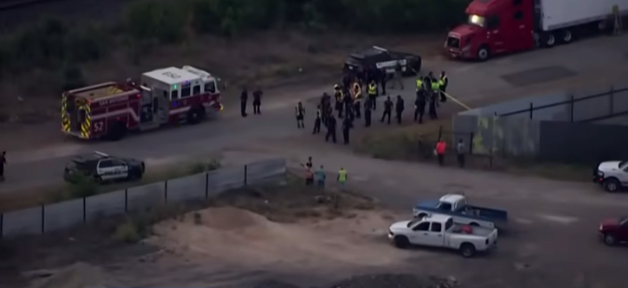 Texas: El conductor del tráiler «no sabía que el aire acondicionado había dejado de funcionar»