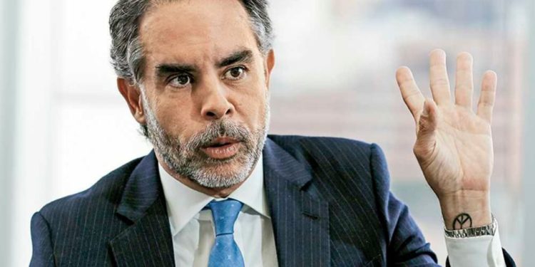 Más allá de la noticia: ¿Quién es Armando Benedetti, el presunto elegido de Gustavo Petro para reanudar vínculos con Venezuela?