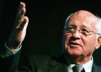 Mijaíl Gorbachov, padre de la perestroika y responsable de la caída del Muro de Berlín.